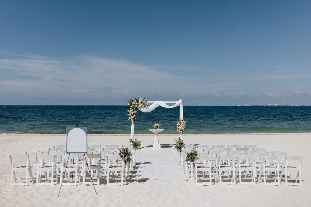 secrets playa mujeres weddings